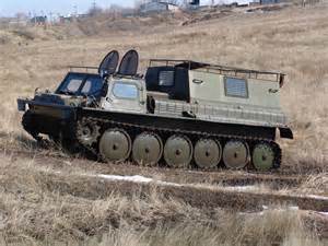 Стекла, уплотнение ветрового окна и противосолнечный козырек для ГАЗ-71