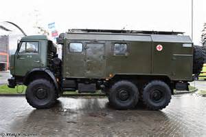 Купить Ось со ступицами и тормозами 8332-03-2410002/003 (для модификаций с односкатной ошиновкой)
