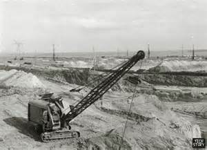 Запчасти для Э-652Б